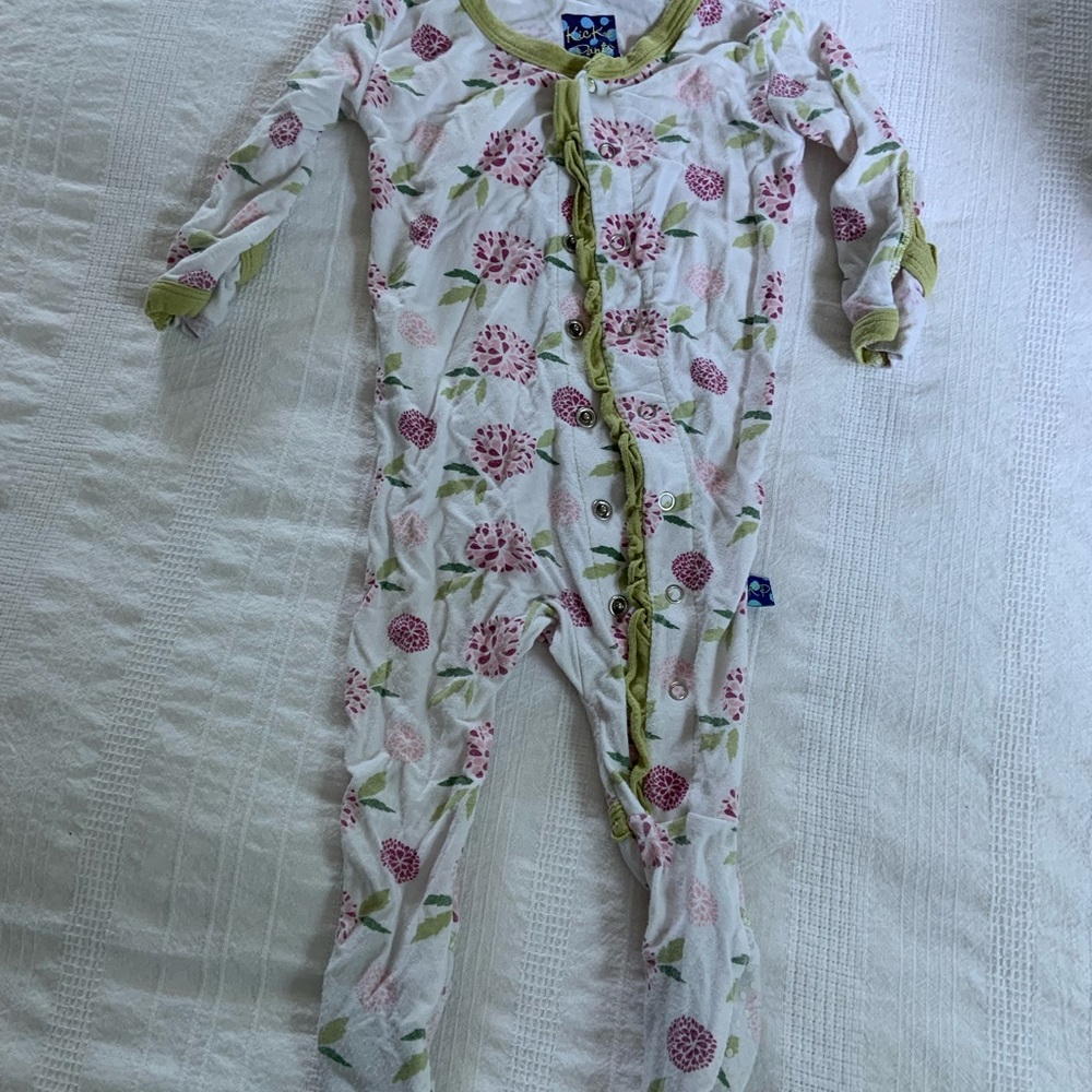 Kickee pants footed zipper sleeper